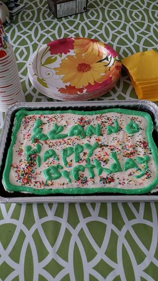 Lee-Anne birthday cake, name misspelled